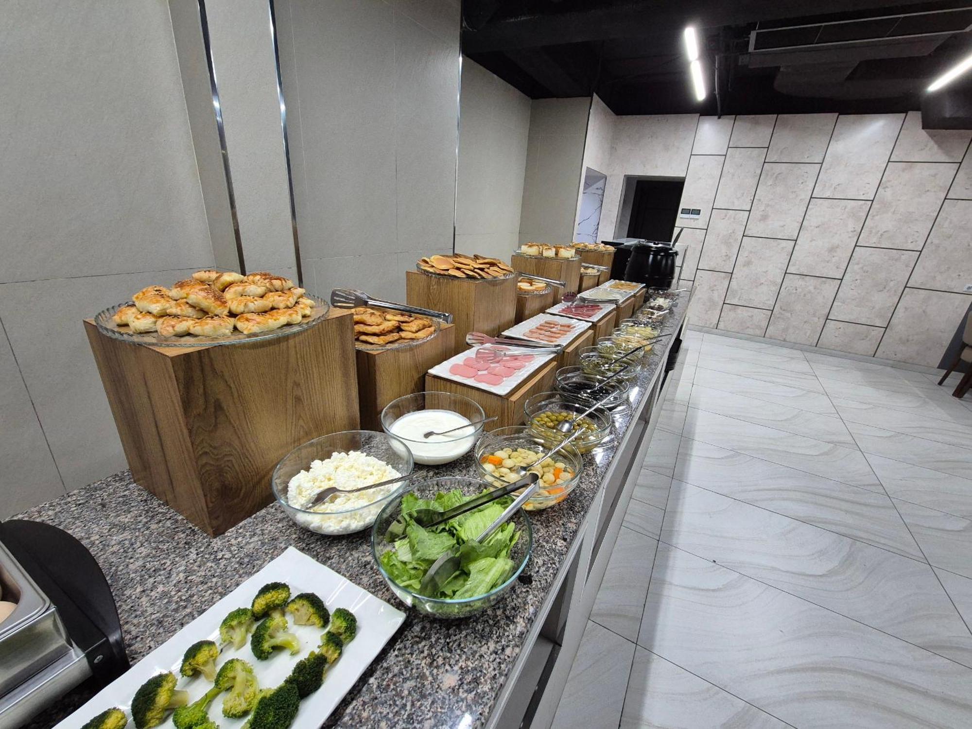 Art Air Hotel Tashkent Exterior photo